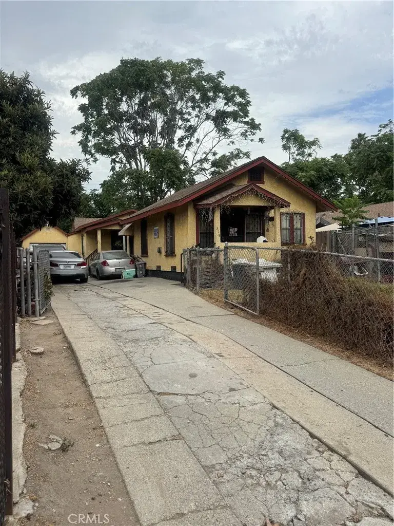 811 East 113th Street, Los Angeles, CA 90059 - #2