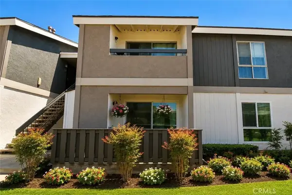 2827 S Fairview Street #G, Santa Ana, CA 92704