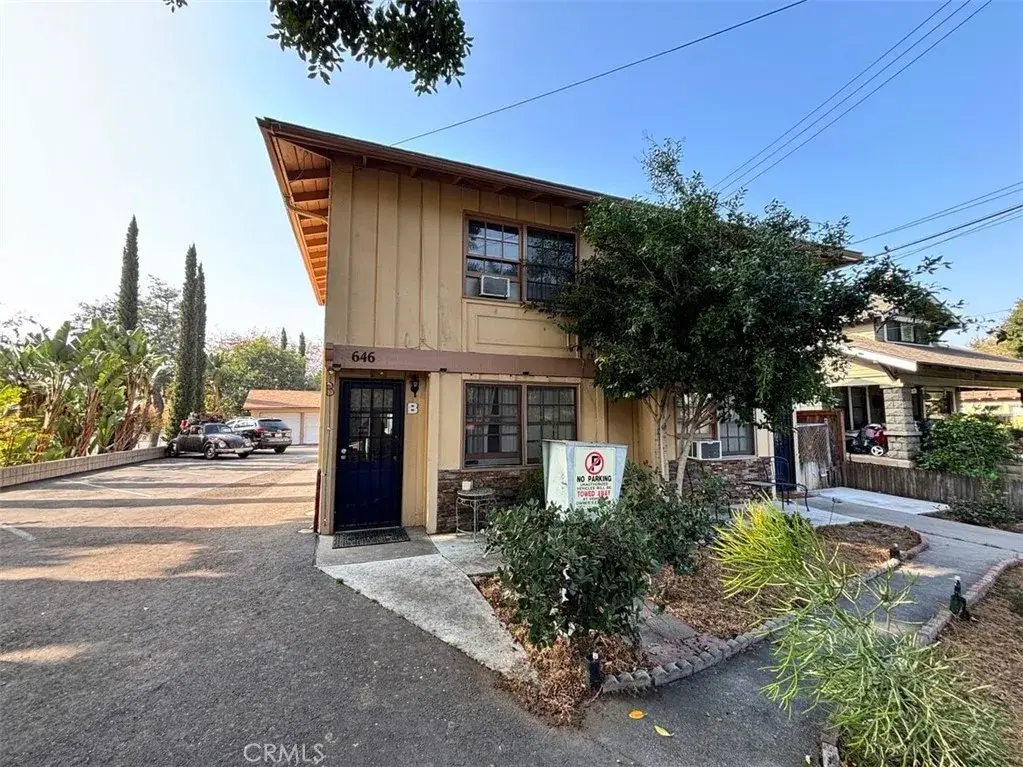 646 S Grand Street, Orange, CA 92866 - #1