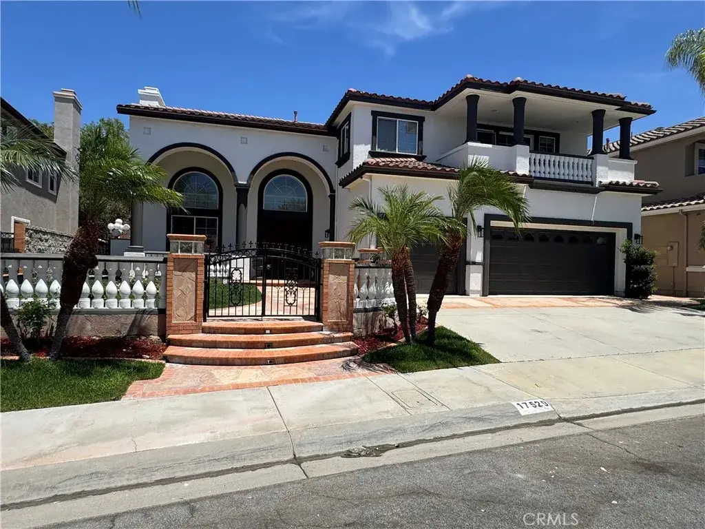 17529 Cloverdale, Yorba Linda, CA 92886 - #1