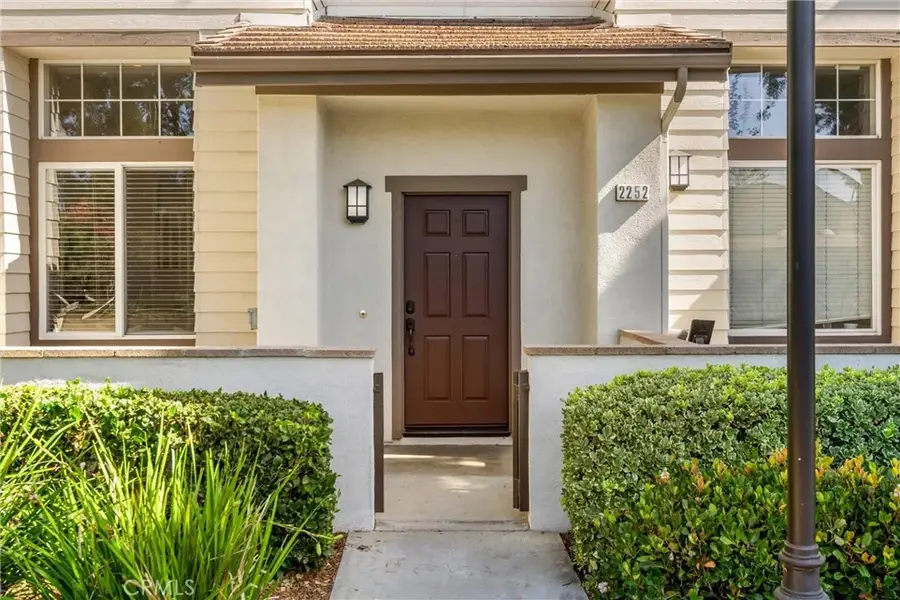2252 Schlaepfer, Fullerton, CA 92833 - #3