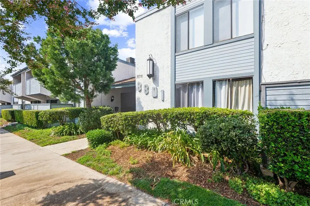 8801 Independence, Canoga Park, CA 91304 - #1