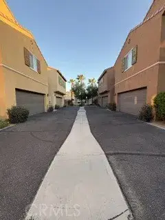 527 Via De La Paz, Palm Desert, CA 92211 - #3