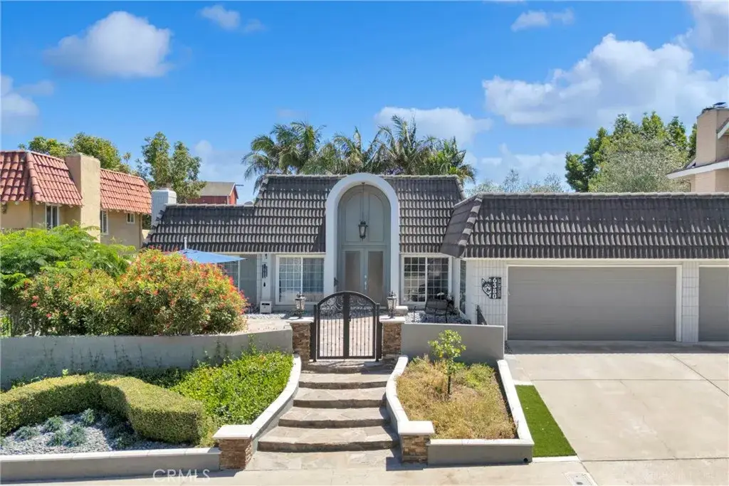 6380 E Bixby Hill, Long Beach, CA 90815 - #1