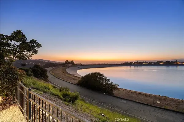6923 E Shorecrest Drive, Anaheim Hills, CA 92807