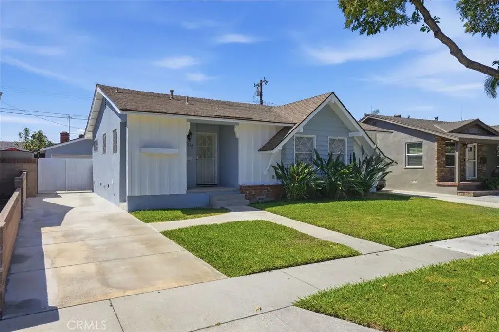 11512 213th, Lakewood, CA 90715 - #1