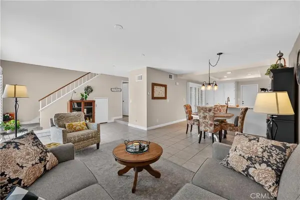 5037 E Almond Avenue #5, Orange, CA 92869