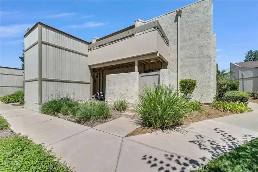 3062 Associated #10, Fullerton, CA 92835 - #2