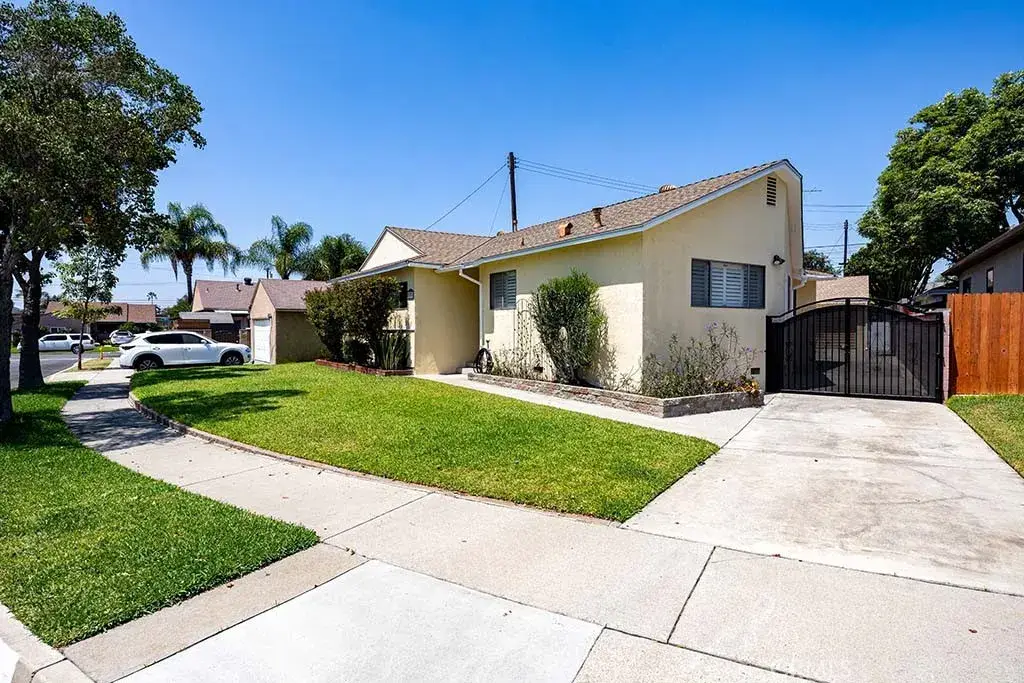9321 Sideview, Downey, CA 90240 - #1