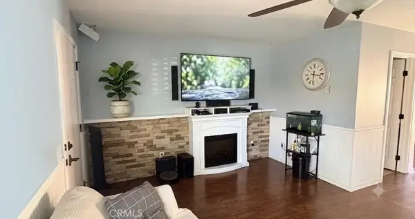 321 Carriage Dr. #d, Santa Ana, CA 92707