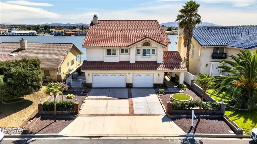 18075 Mariner, Victorville, CA 92395 - #2