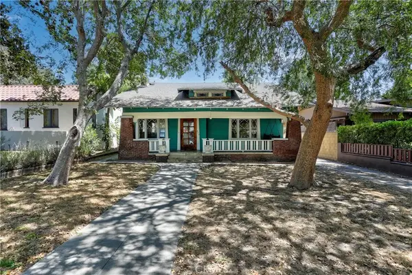 892 N Chester Avenue, Pasadena, CA 91104