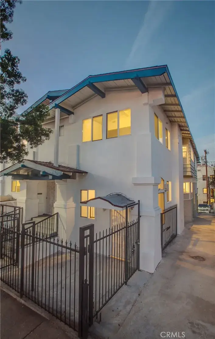 2765 W 8th, Los Angeles, CA 90005 - #2