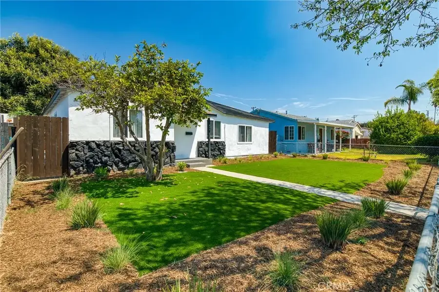 311 E Cummings Lane, Long Beach, CA 90805 - #2