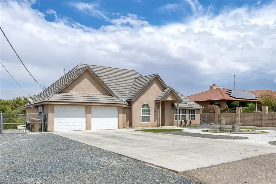 18166 Bangor, Hesperia, CA 92345 - #3