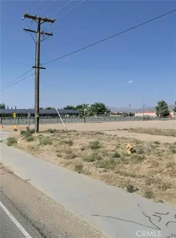 0 Navajo Rd, Apple Valley, CA 92308 - #3
