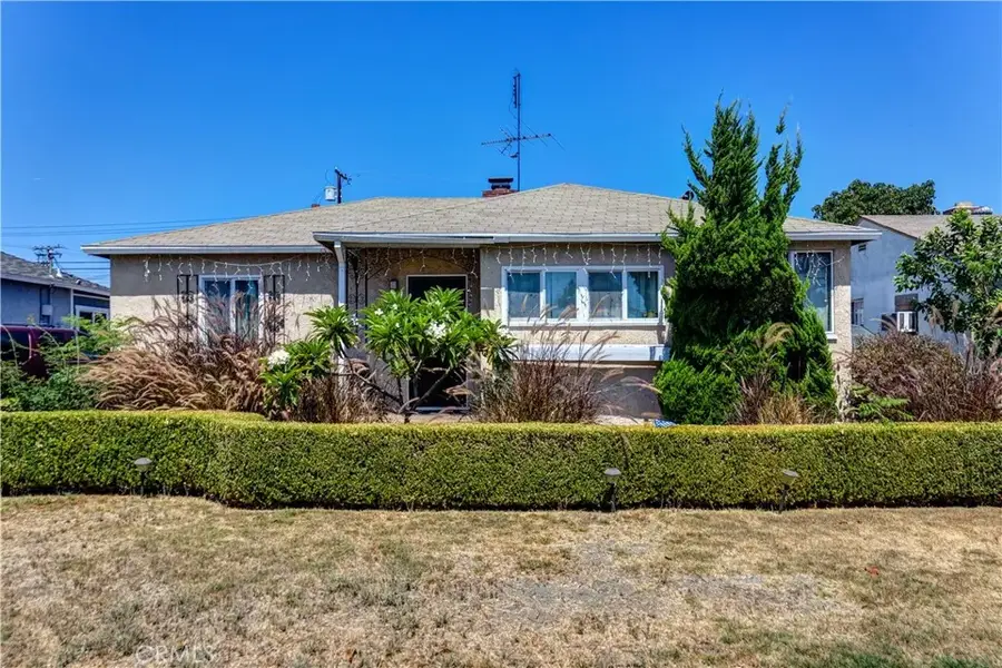 11223 Buell Street, Downey, CA 90241 - #3