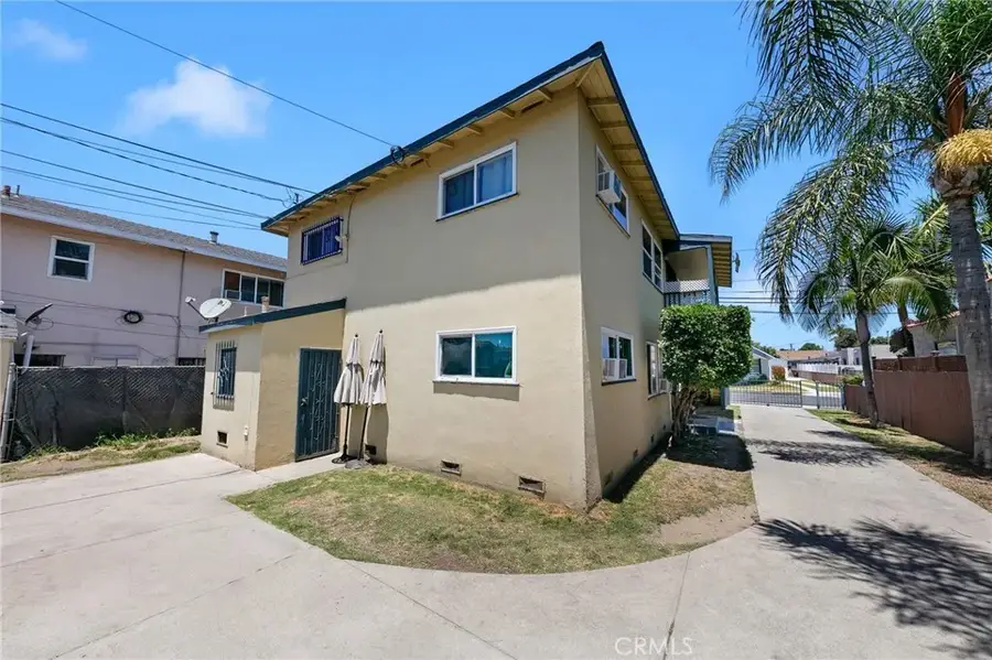 92 E Louise, Long Beach, CA 90805 - #3