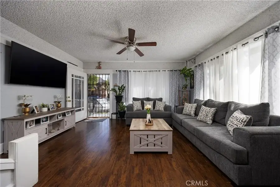 643 Elm Avenue, Long Beach, CA 90802 - #3