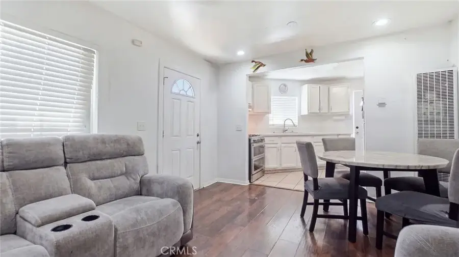 1374 E Vernon, Los Angeles, CA 90011 - #2