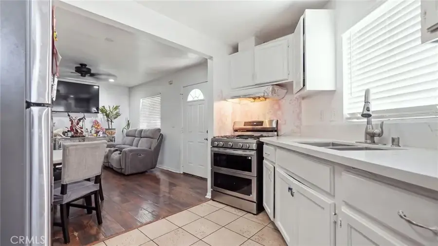 1374 E Vernon, Los Angeles, CA 90011 - #3