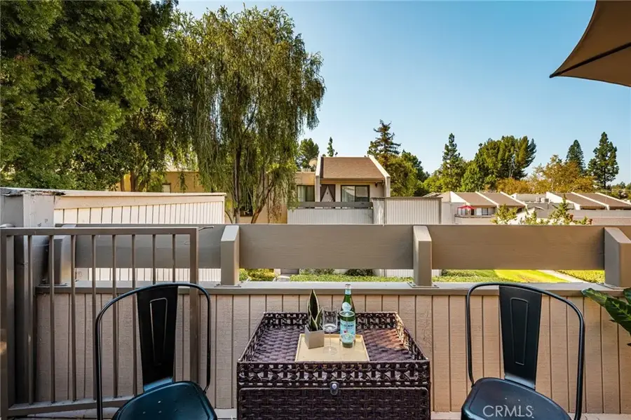 3032 Associated, Fullerton, CA 92835 - #3