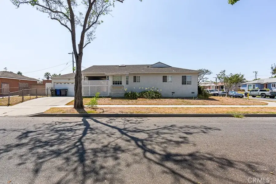 5876 Denmead, Lakewood, CA 90713 - #3