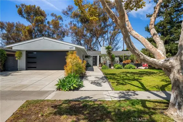 12391 Martha Ann, Los Alamitos, CA 90720
