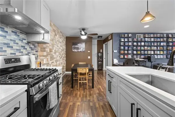 1082 Cabrillo Park #D, Santa Ana, CA 92701