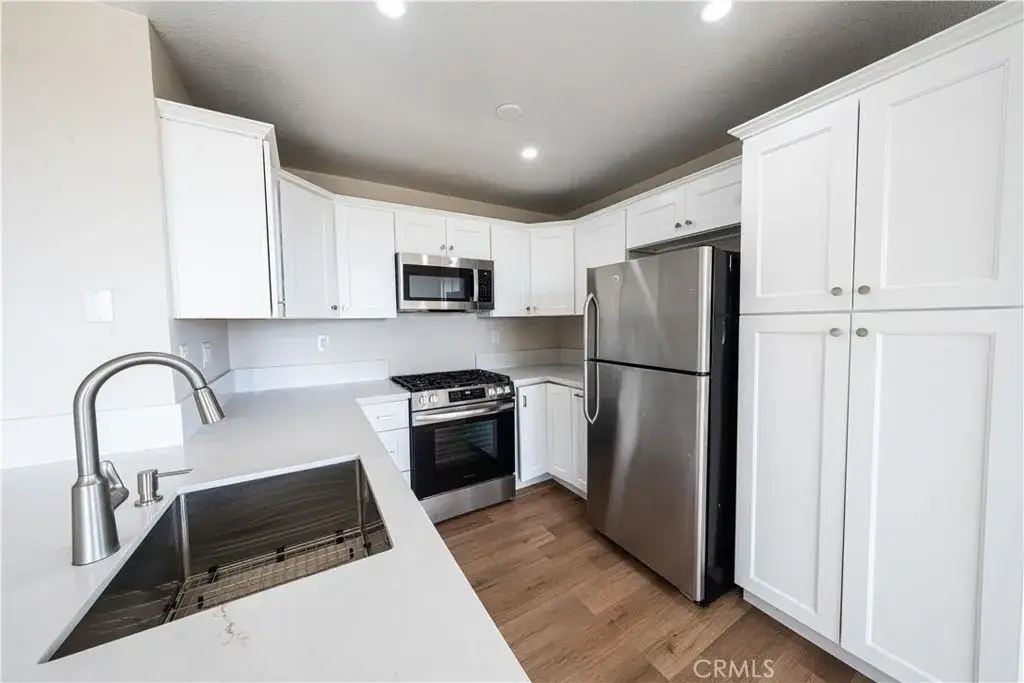 2568 Avenida Del #201, Corona, CA 92882 - #1