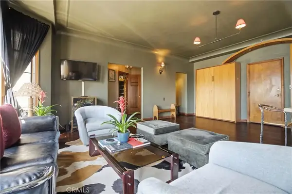 800 E Ocean #1006, Long Beach, CA 90802