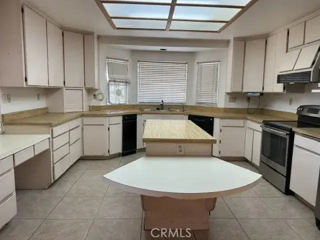 11571 Palmwood Dr., Garden Grove, CA 92840 - #2