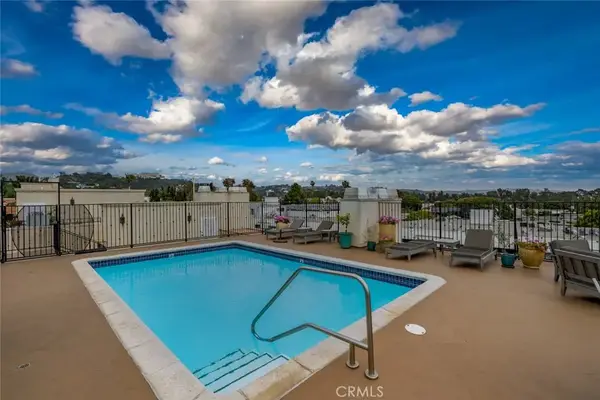11740 W Sunset Boulevard #14, Los Angeles, CA 90049