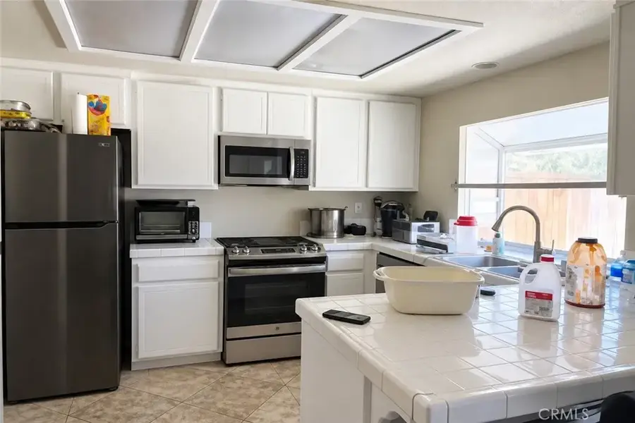 2737 La Vida Drive, Lancaster, CA 93535 - #2
