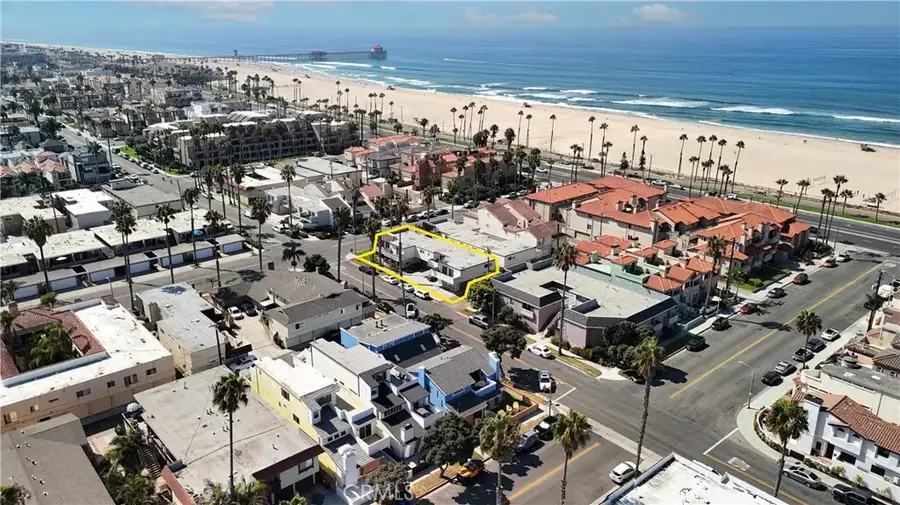 123 14th Street, Huntington Beach, CA 92648 - #2