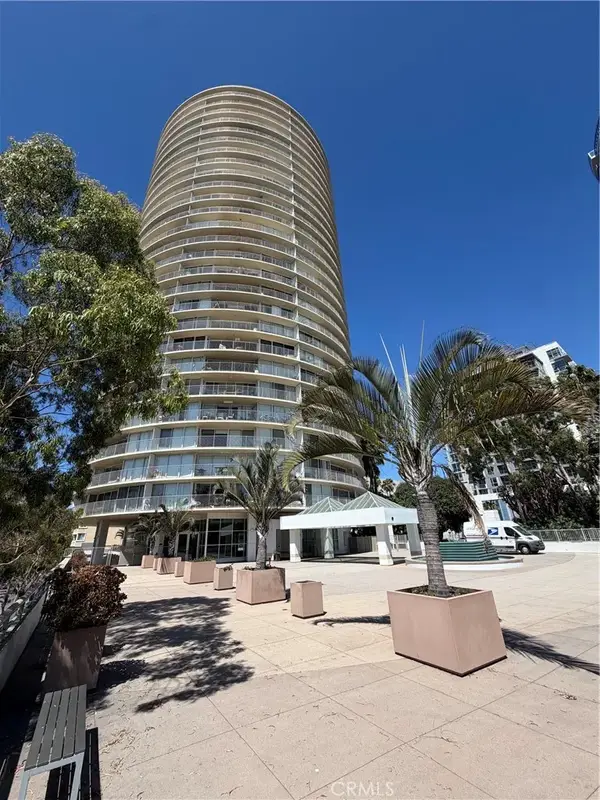700 E Ocean #808, Long Beach, CA 90802
