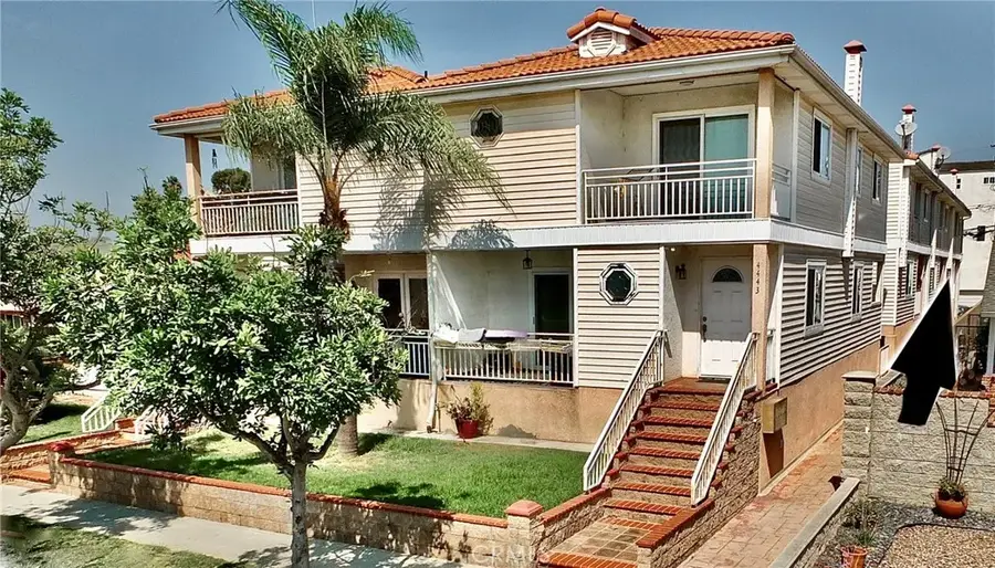 4441 Farquhar, Los Alamitos, CA 90720 - #2