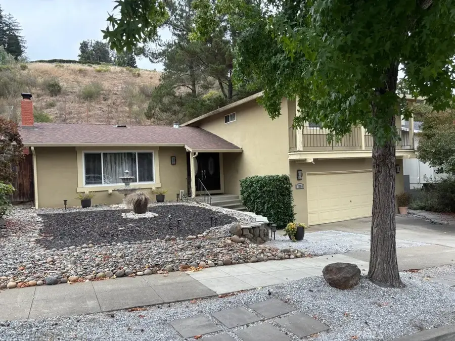 7756 Surrey, Oakland, CA 94605 - #2