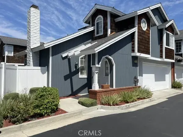 2210 Pacific Ave. #f1, Costa Mesa, CA 92627
