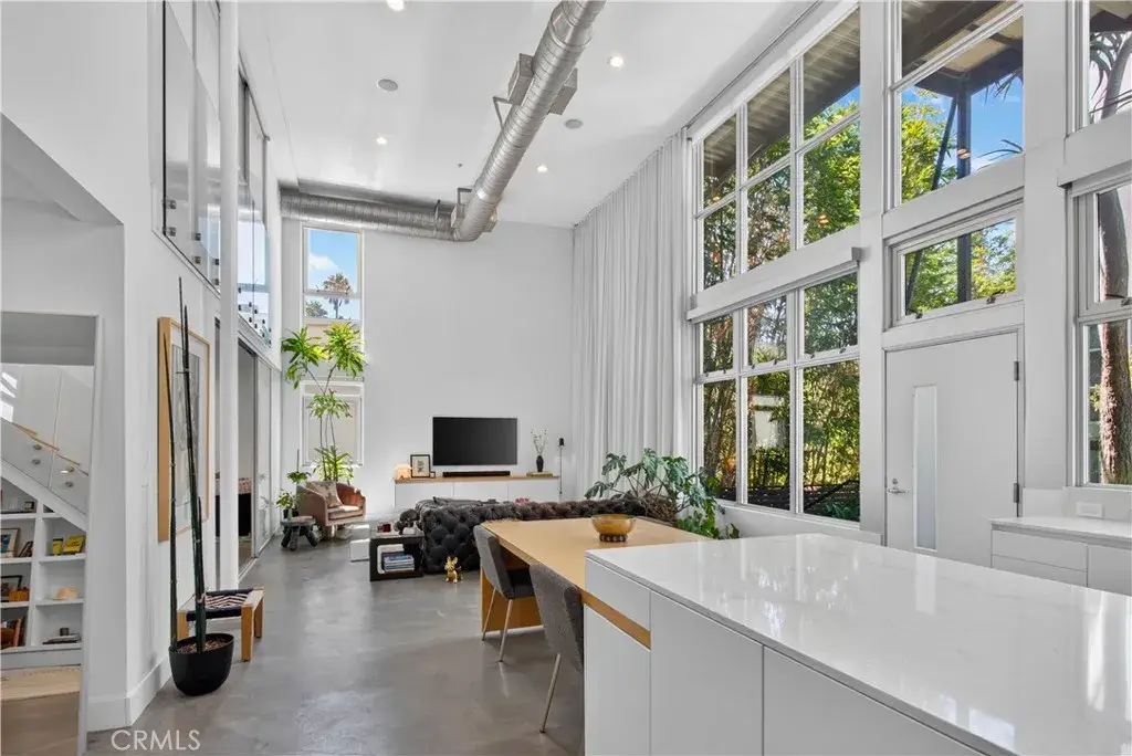 1037 N Laurel Avenue #1, West Hollywood, CA 90046 - #1