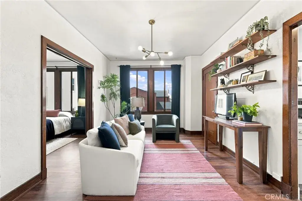 315 W 3rd #401, Long Beach, CA 90802 - #1