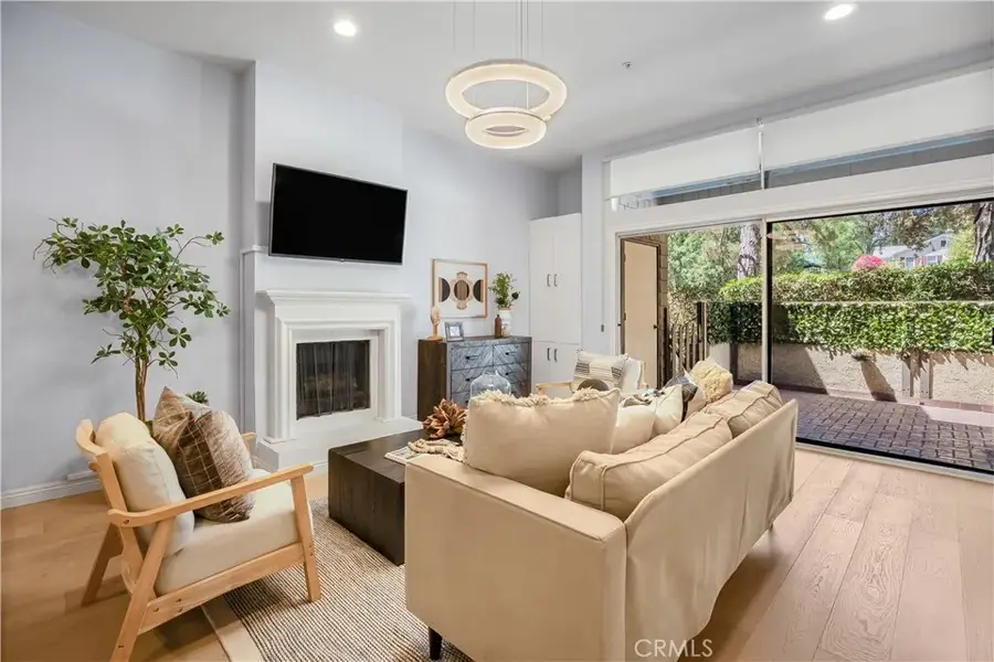 1054 Seco Street #106, Pasadena, CA 91103 - #2