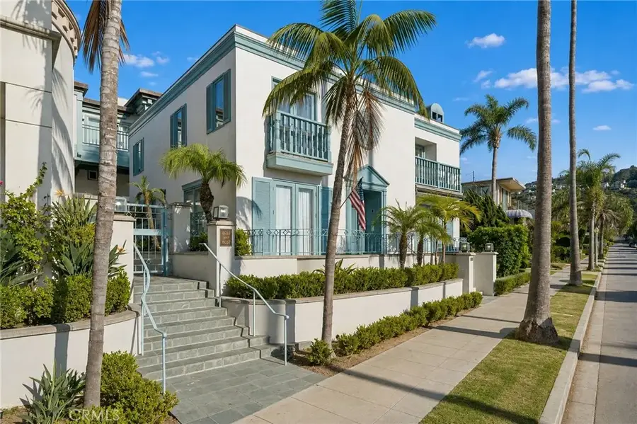 8031 Calle De La Plata, La Jolla, CA 92037 - #3