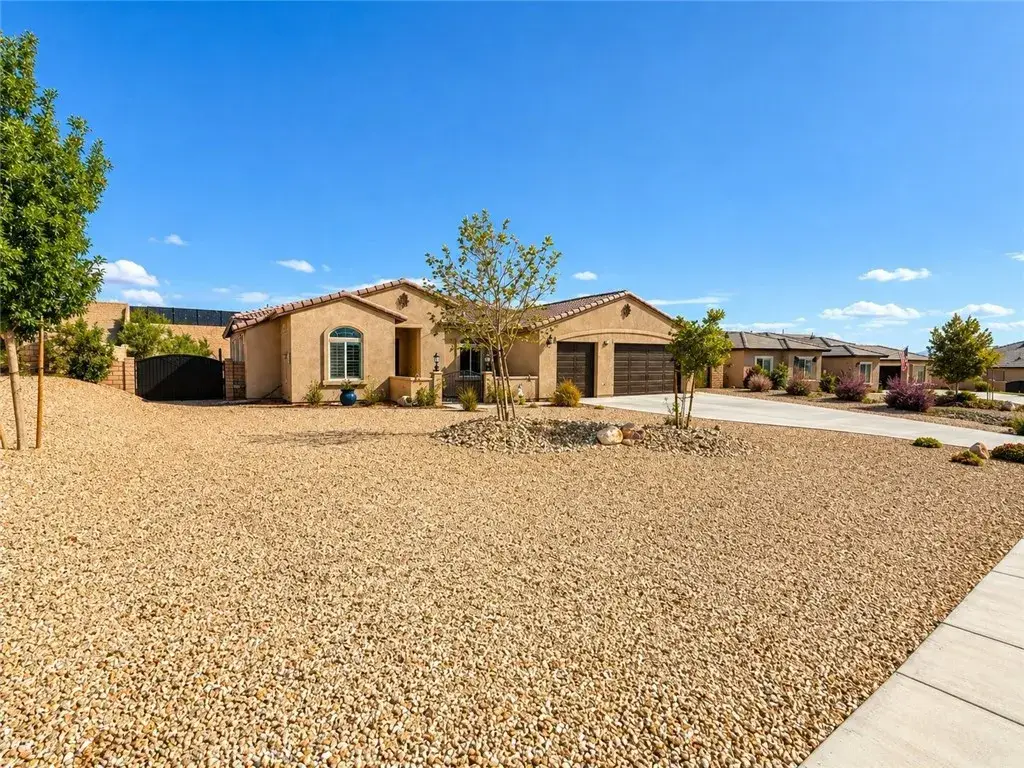 19409 Javelina, Apple Valley, CA 92307 - #1