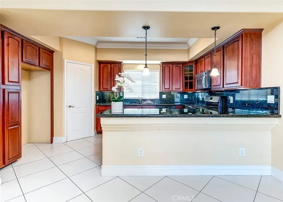 4326 Clara St., Cudahy, CA 90201 - #3