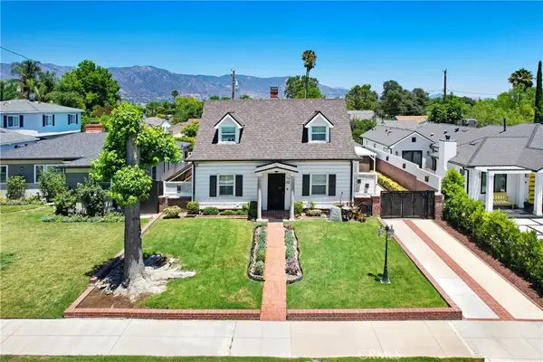 124 S Beachwood, Burbank, CA 91506