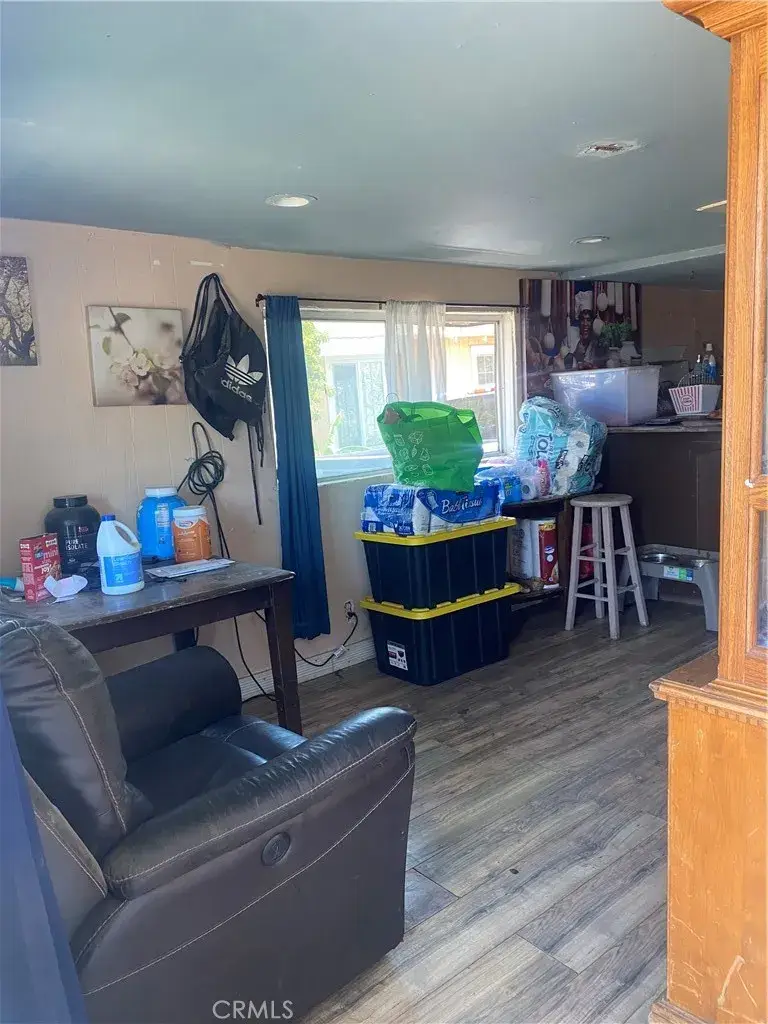 207 W River Ave, Porterville, CA 93257 - #3