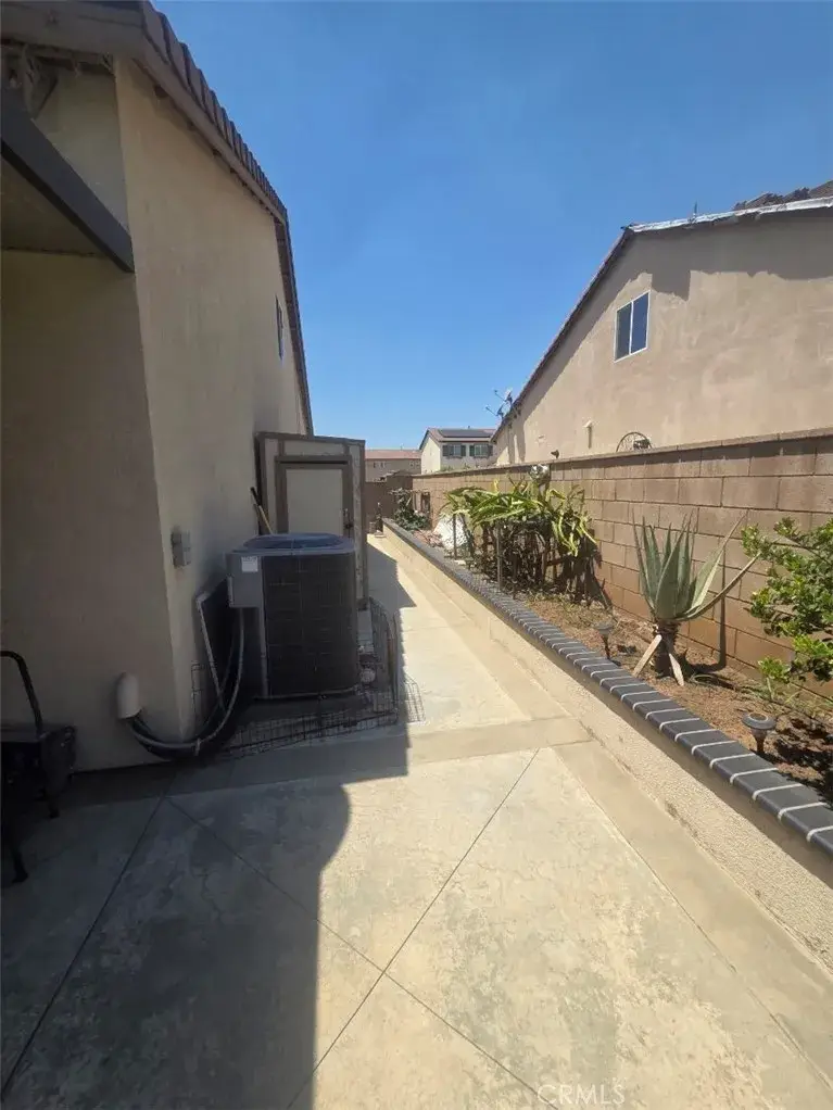 6853 Sunsight, Jurupa Valley, CA 92509 - #2