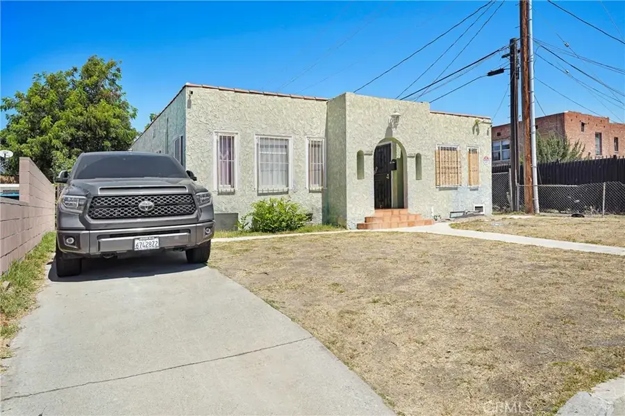 1017 W 46th, Los Angeles, CA 90037 - #3