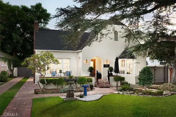 2422 N Heliotrope, Santa Ana, CA 92706